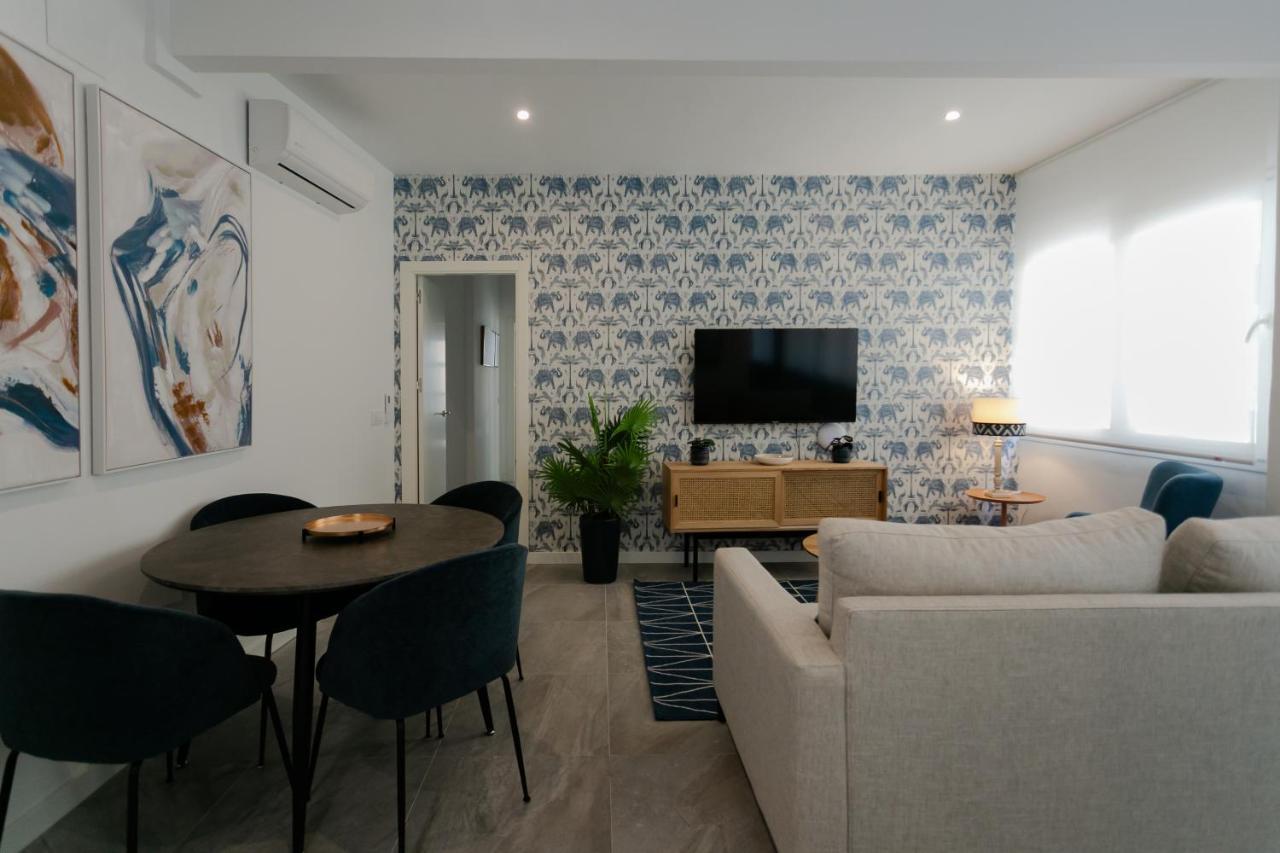 Lujoso Apartamento Con Piscina Compartida 2 Севиля Екстериор снимка