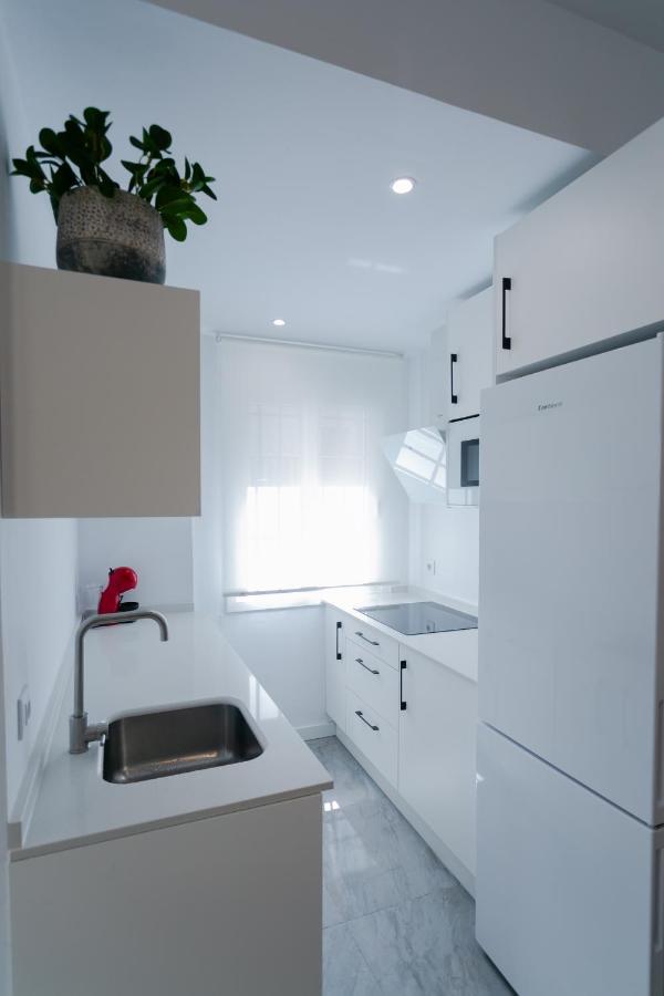 Lujoso Apartamento Con Piscina Compartida 2 Севиля Екстериор снимка